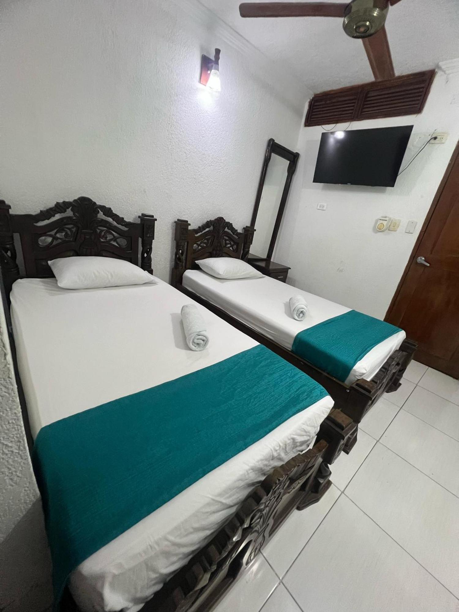 Hotel Med Cartagena Ngoại thất bức ảnh