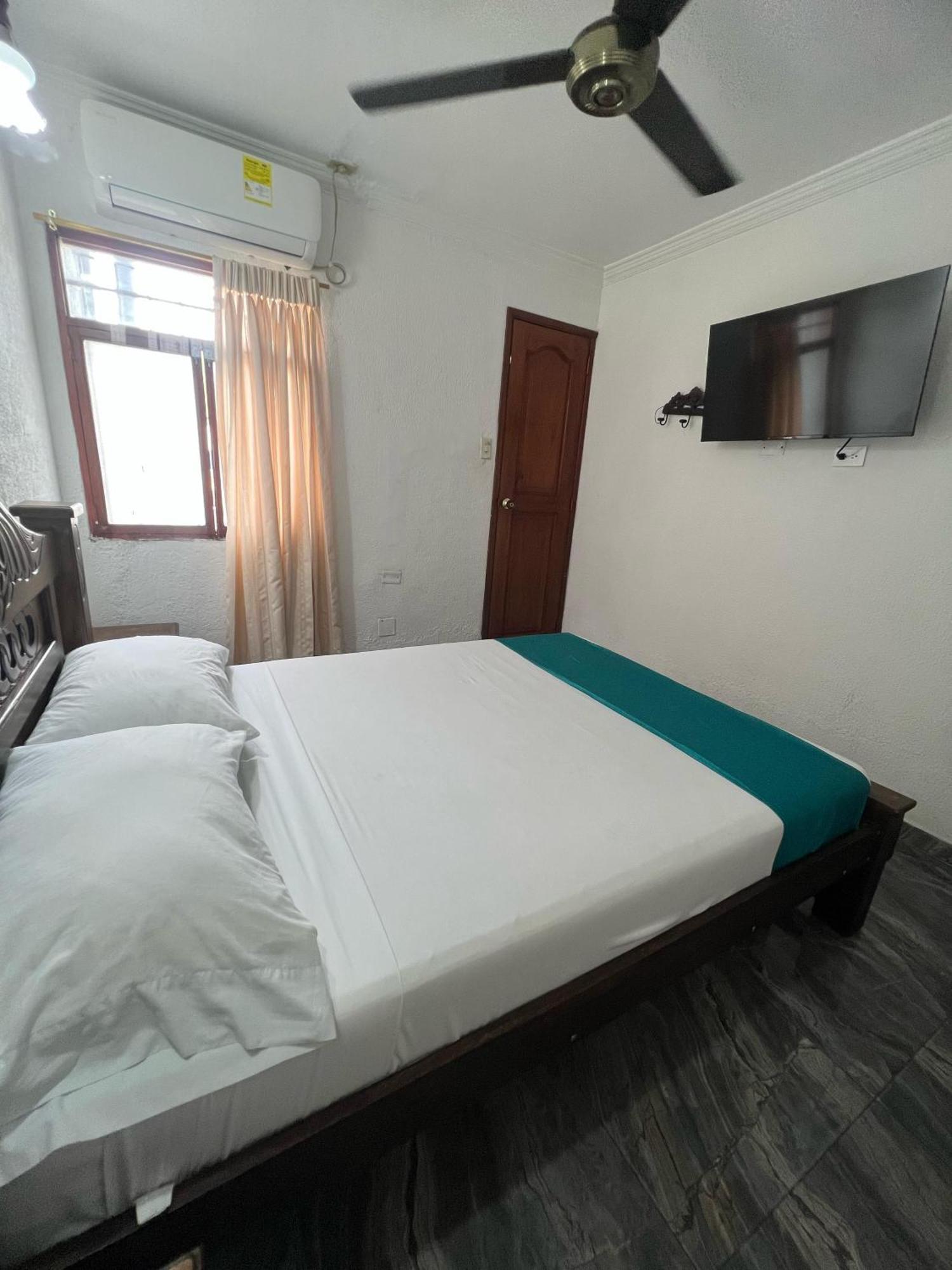 Hotel Med Cartagena Ngoại thất bức ảnh